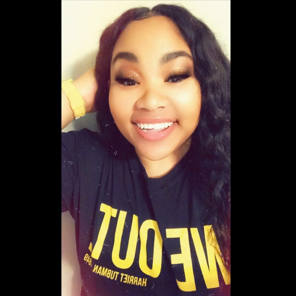 Meet your Posher, Ni’cole